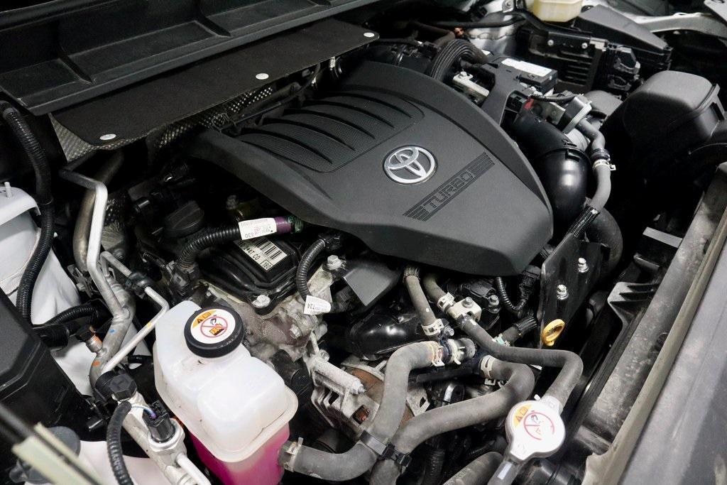 used 2023 Toyota Highlander car, priced at $31,979