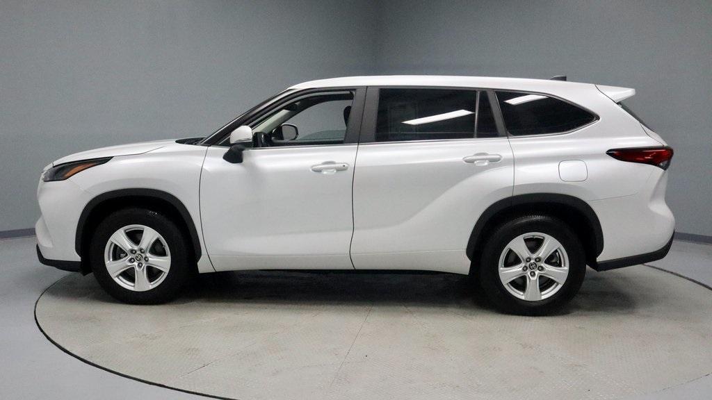 used 2023 Toyota Highlander car, priced at $31,979