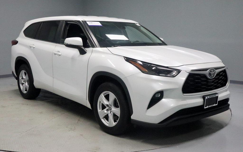 used 2023 Toyota Highlander car, priced at $31,979
