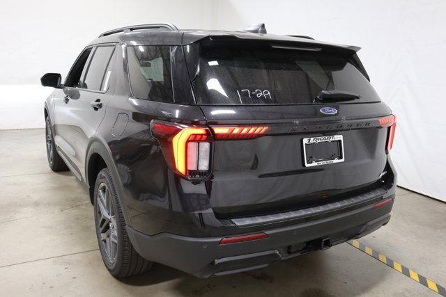 new 2025 Ford Explorer car, priced at $46,605