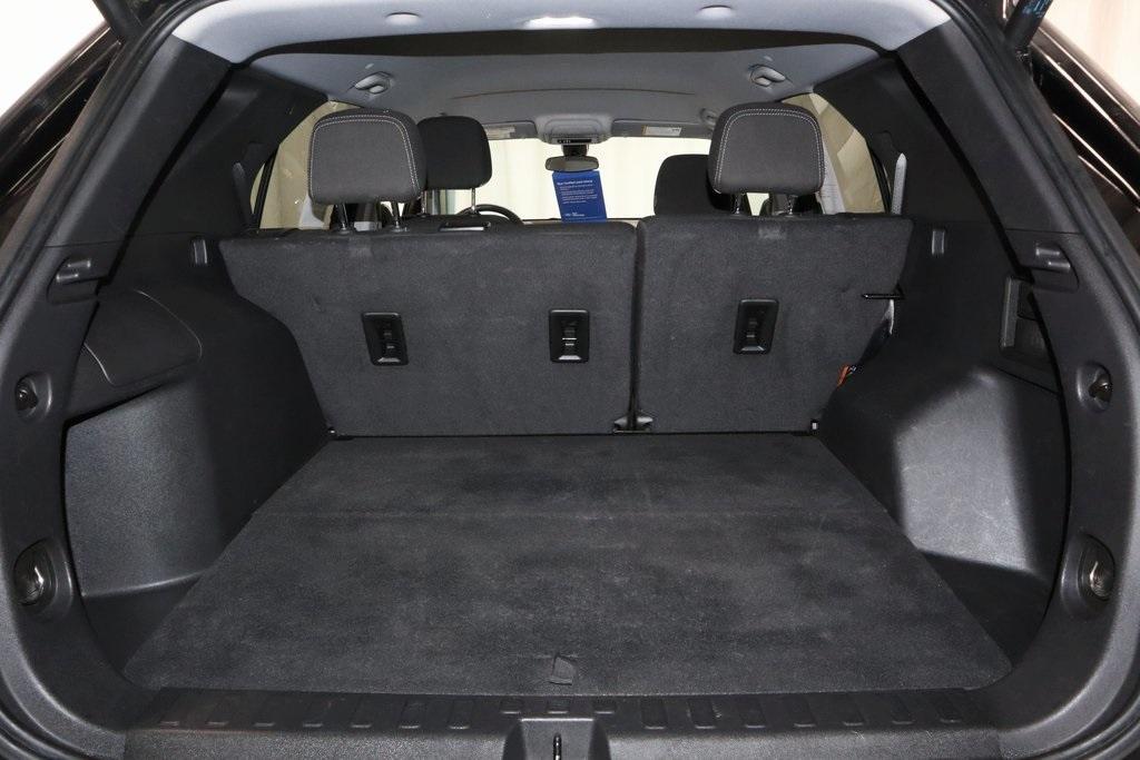 used 2023 Chevrolet Equinox car, priced at $17,379