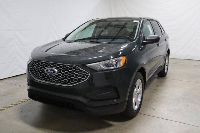 new 2024 Ford Edge car, priced at $35,025