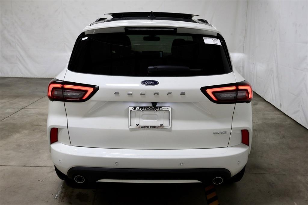 new 2025 Ford Escape car, priced at $38,800