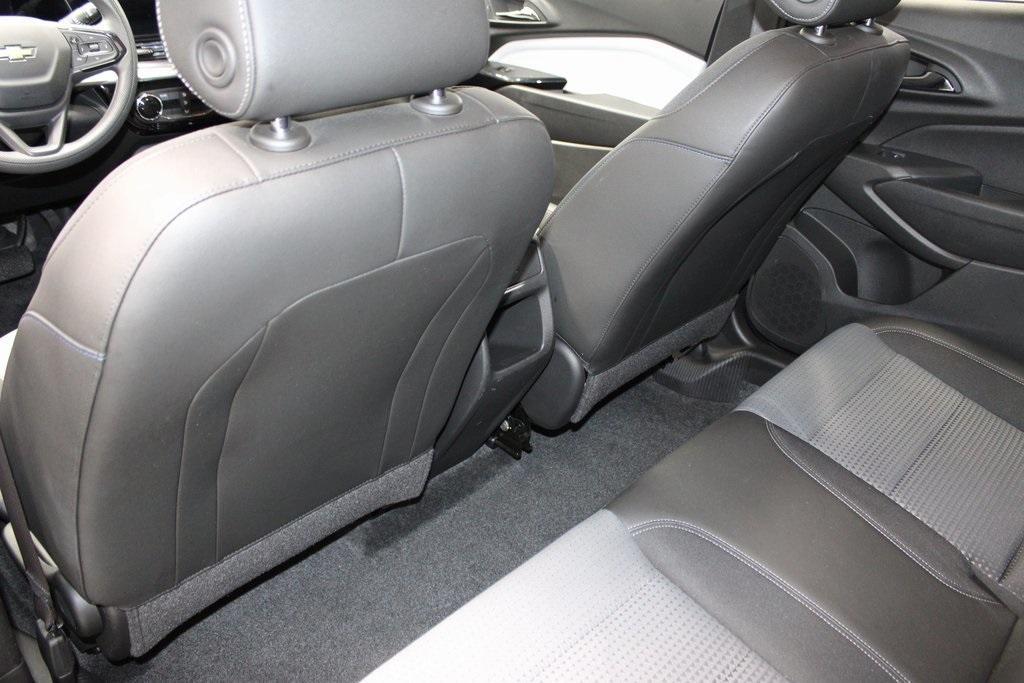 used 2024 Chevrolet Trax car, priced at $19,124