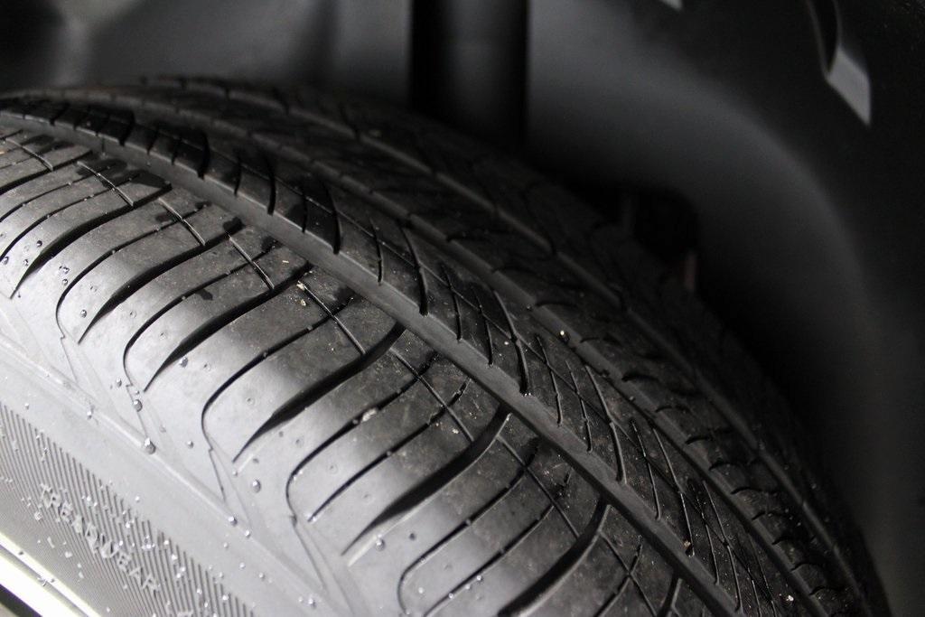 used 2024 Chevrolet Trax car, priced at $19,124