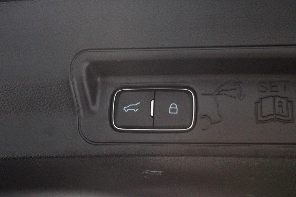 used 2021 Ford Explorer car, priced at $33,190