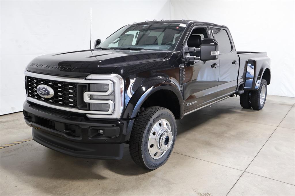 new 2025 Ford F-450 car, priced at $96,130