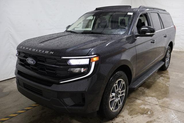 new 2025 Ford Expedition Max car, priced at $77,060