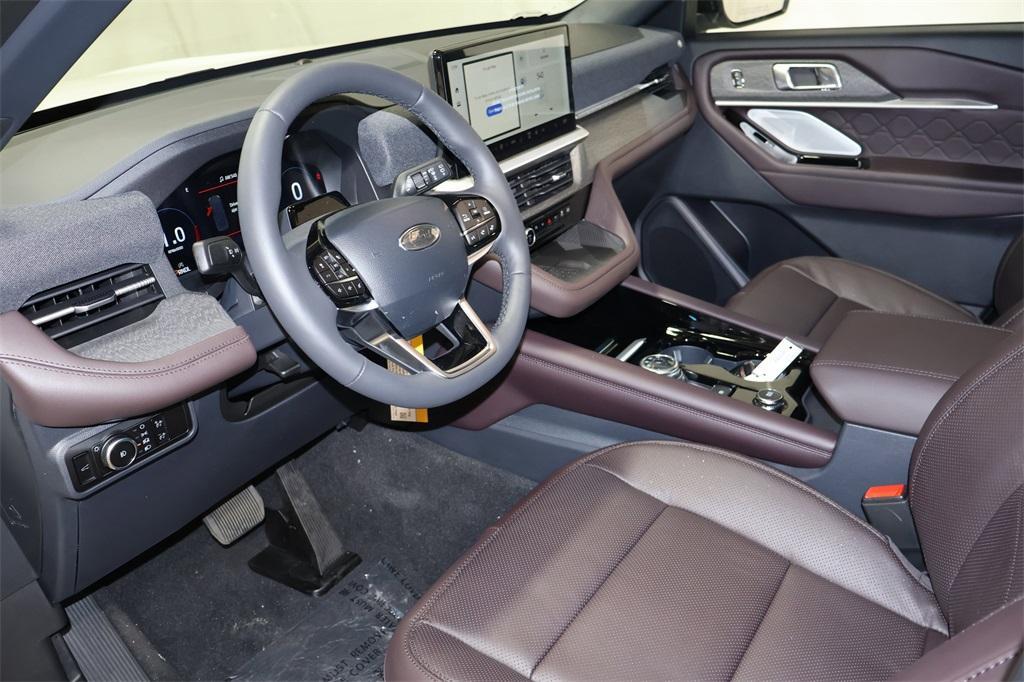 new 2025 Ford Explorer car, priced at $61,705