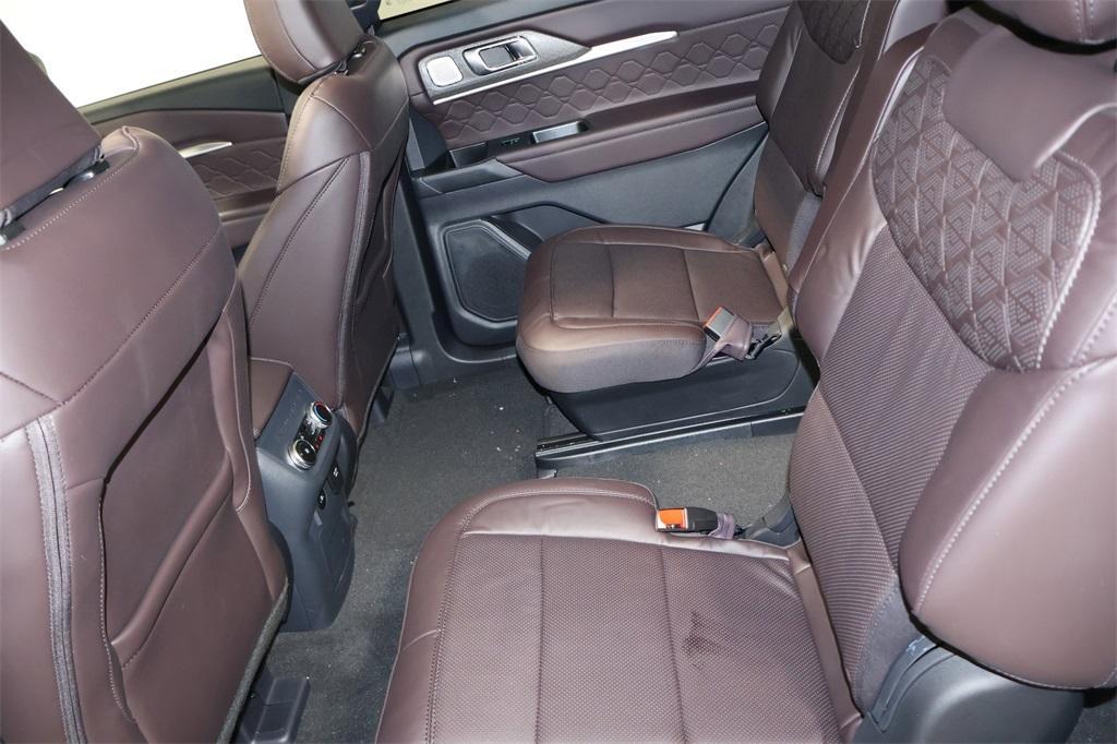 new 2025 Ford Explorer car, priced at $61,705