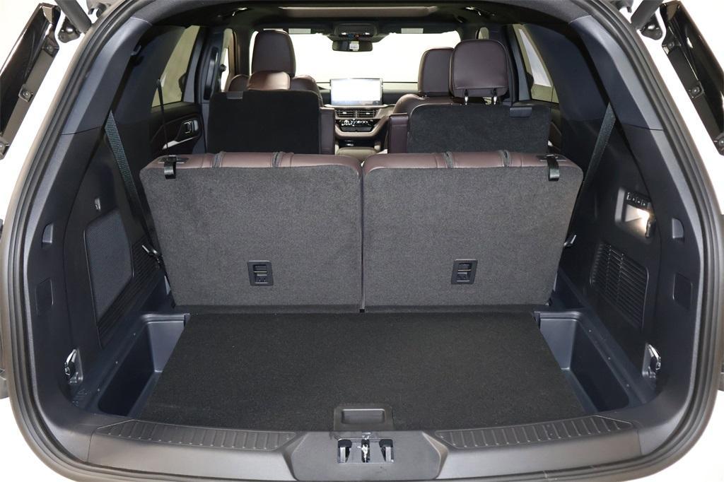 new 2025 Ford Explorer car, priced at $61,705