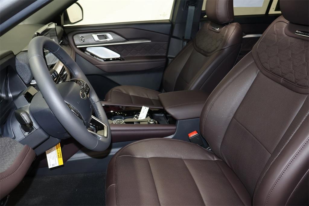 new 2025 Ford Explorer car, priced at $61,705