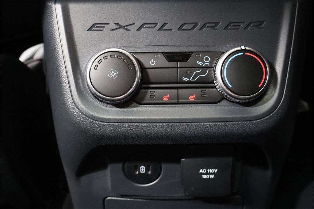 new 2025 Ford Explorer car, priced at $61,705