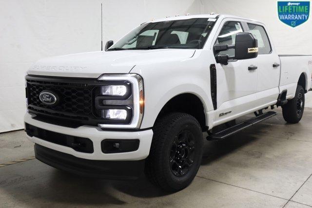 new 2024 Ford F-350 car, priced at $71,030