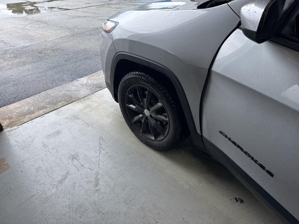 used 2014 Jeep Cherokee car, priced at $8,638