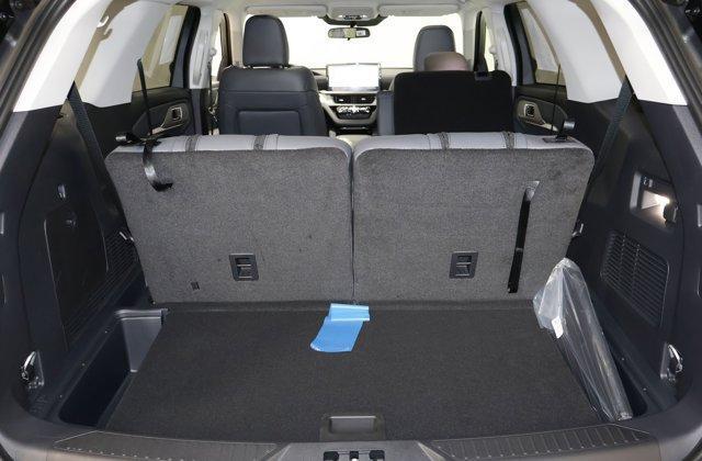 new 2025 Ford Explorer car, priced at $49,005
