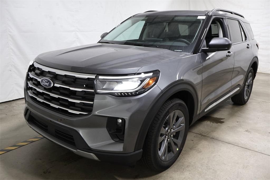 new 2025 Ford Explorer car, priced at $49,005