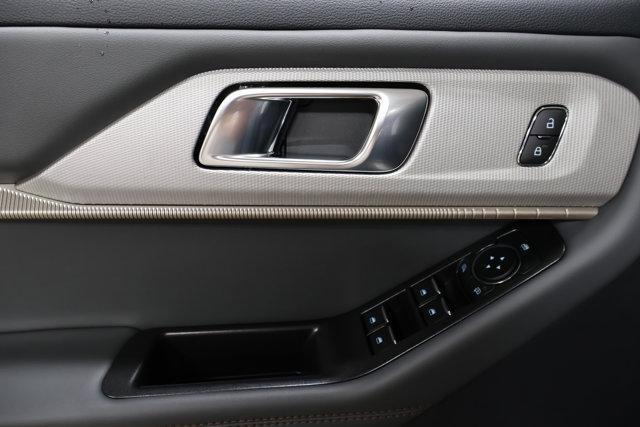new 2025 Ford Explorer car, priced at $44,105