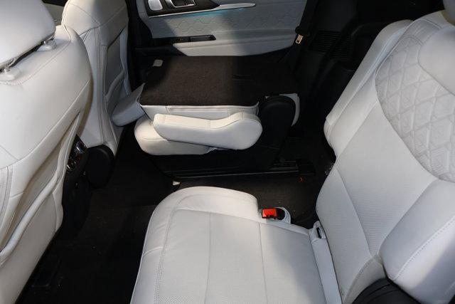 new 2025 Ford Explorer car, priced at $60,910