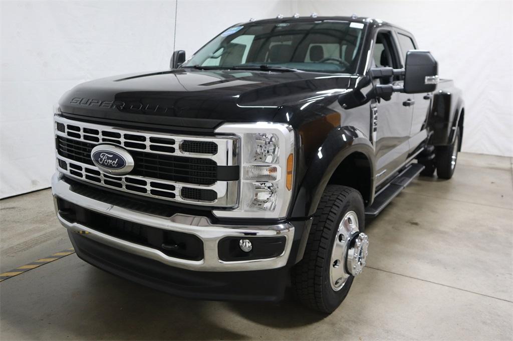 new 2024 Ford F-450 car, priced at $75,370