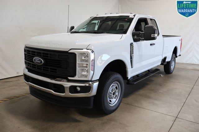 new 2025 Ford F-250 car, priced at $52,625