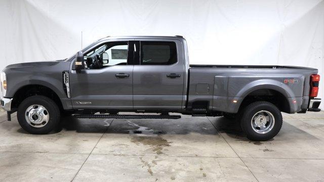 new 2025 Ford F-350 car, priced at $78,265