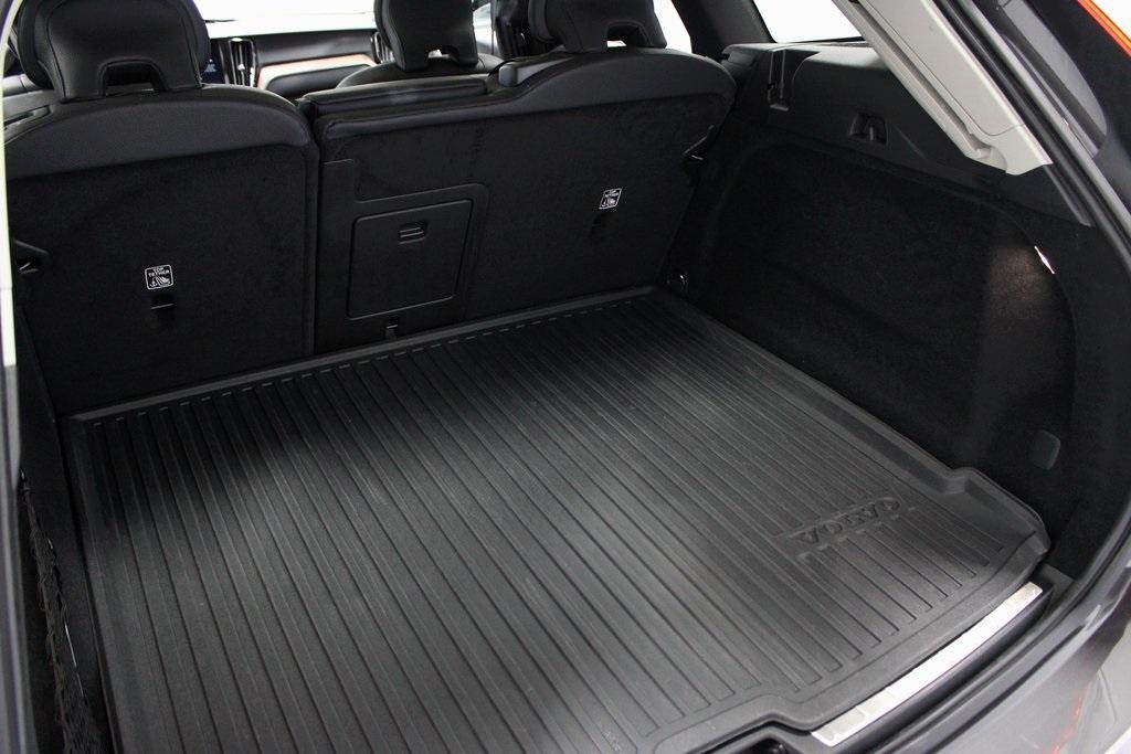 used 2022 Volvo XC60 car, priced at $24,231