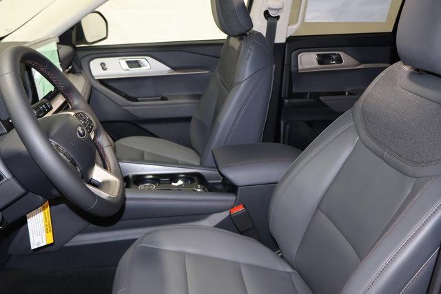new 2025 Ford Explorer car, priced at $48,965