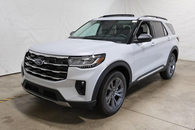 new 2025 Ford Explorer car, priced at $48,965