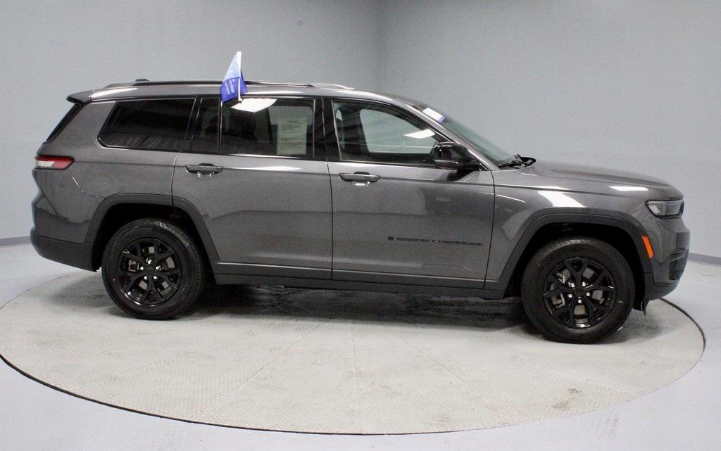 used 2024 Jeep Grand Cherokee L car, priced at $33,884