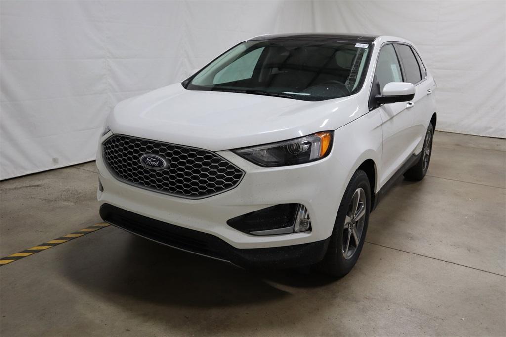 new 2024 Ford Edge car, priced at $39,512