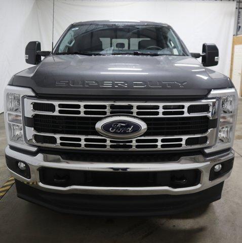 new 2025 Ford F-350 car, priced at $71,260