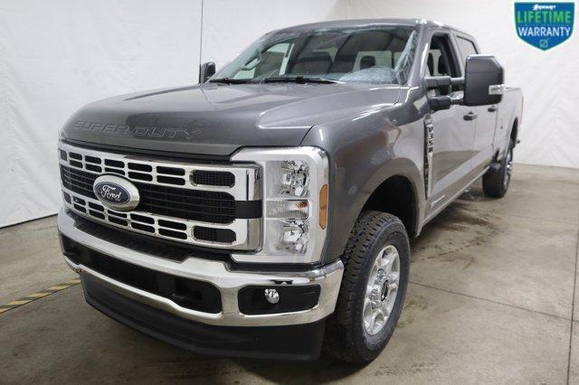 new 2025 Ford F-350 car, priced at $71,260