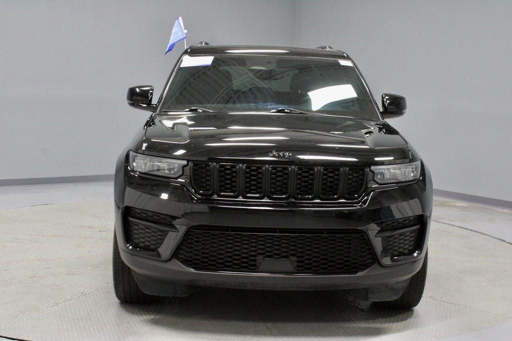 used 2022 Jeep Grand Cherokee car, priced at $28,833