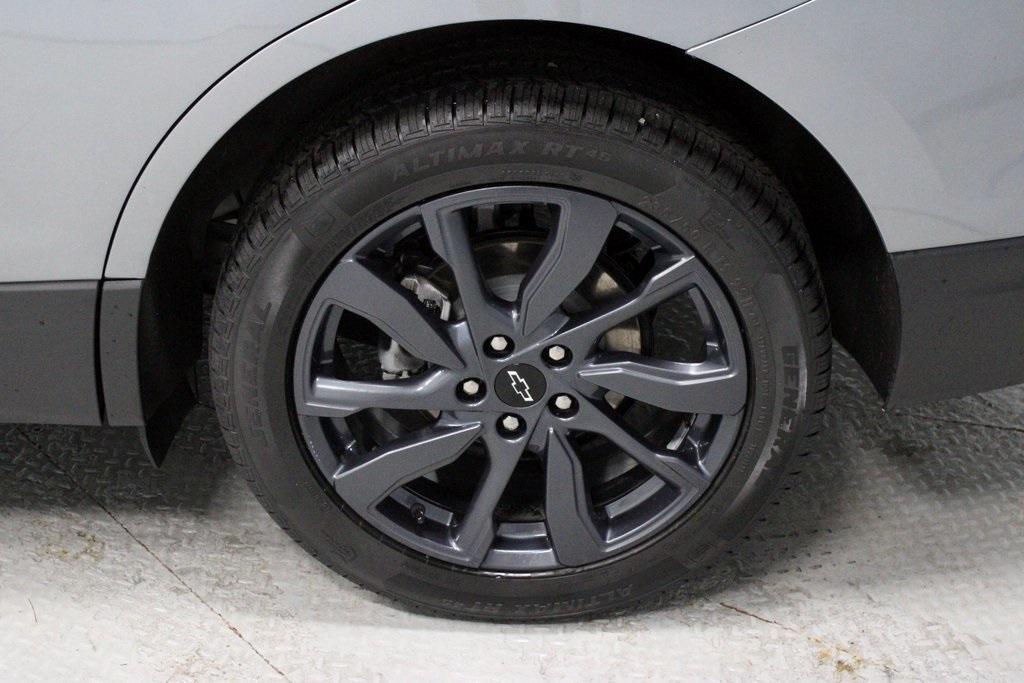 used 2024 Chevrolet Equinox car, priced at $25,274