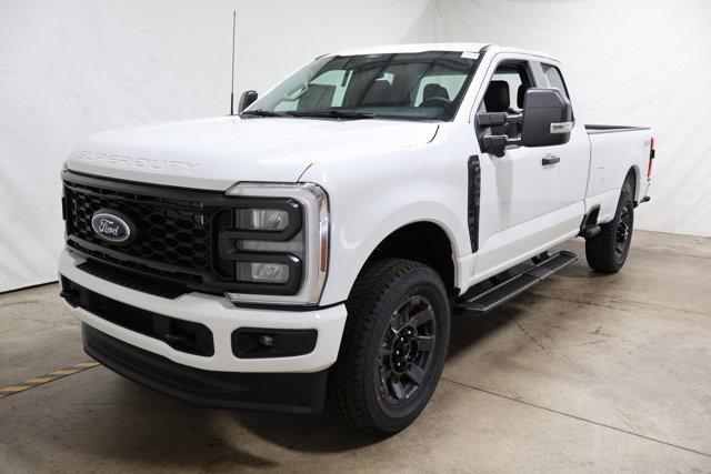 new 2025 Ford F-350 car, priced at $61,940