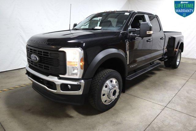 new 2024 Ford F-450 car, priced at $76,570