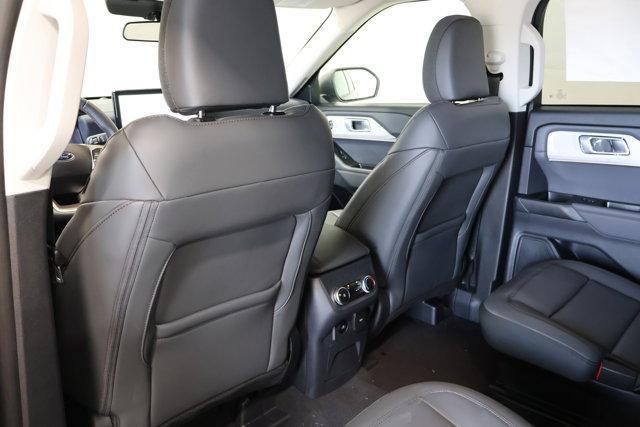 new 2025 Ford Explorer car, priced at $46,185