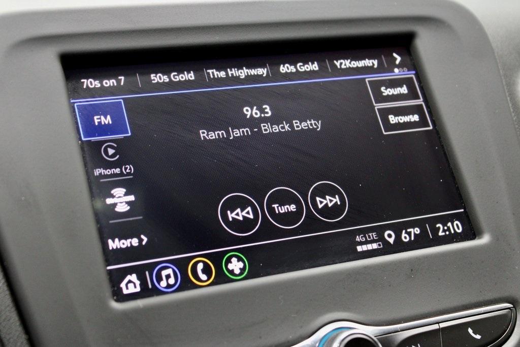 used 2022 Chevrolet Equinox car, priced at $19,899
