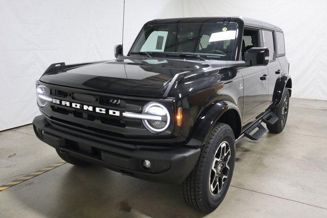 new 2024 Ford Bronco car, priced at $53,320