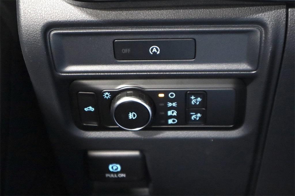 new 2025 Ford F-150 car, priced at $52,195