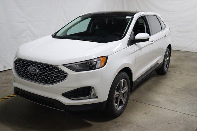 new 2024 Ford Edge car, priced at $40,610