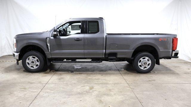 new 2025 Ford F-350 car, priced at $63,140