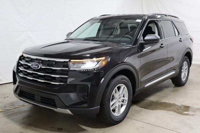 new 2025 Ford Explorer car, priced at $41,095