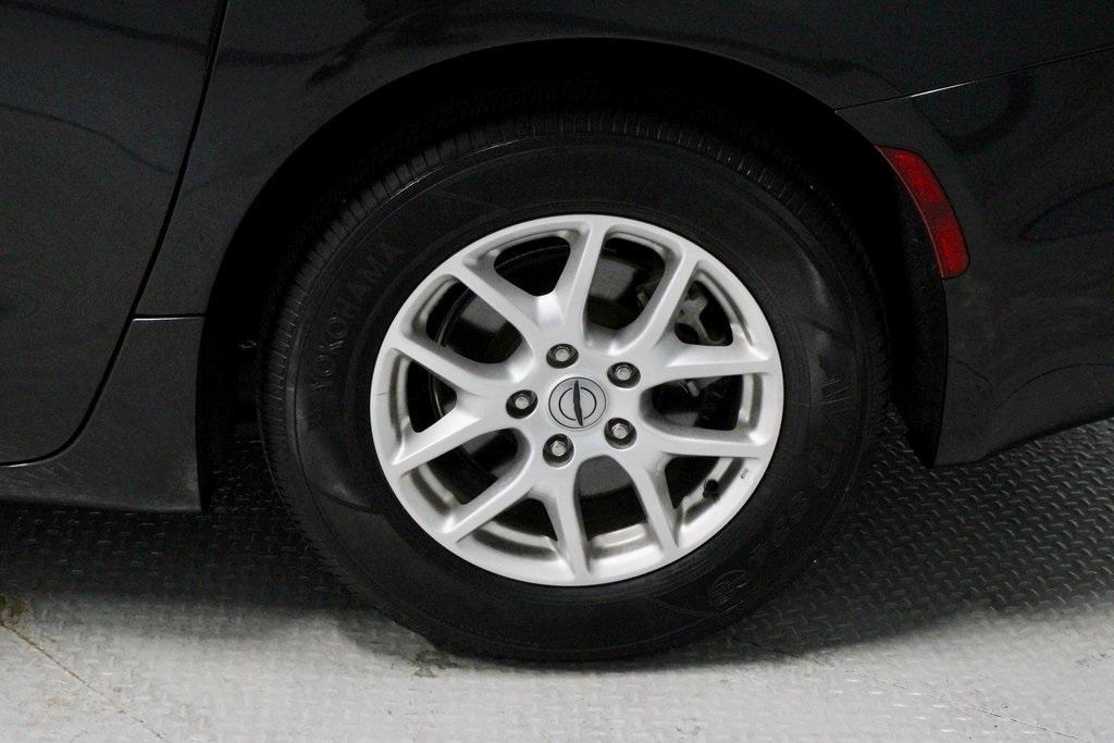 used 2022 Chrysler Pacifica car, priced at $21,957