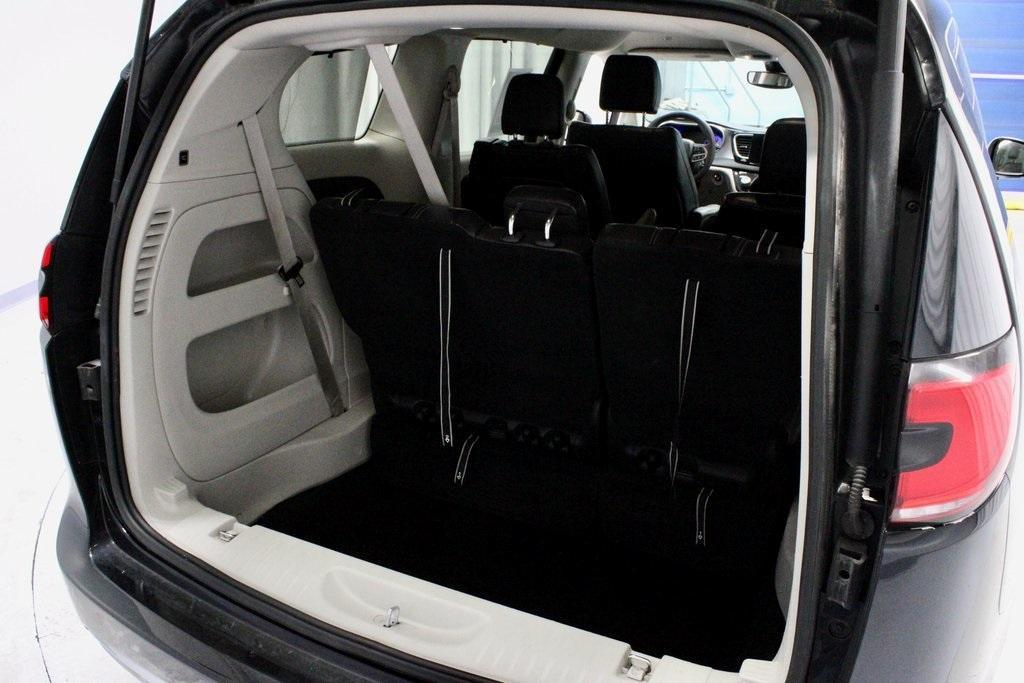 used 2022 Chrysler Pacifica car, priced at $21,957