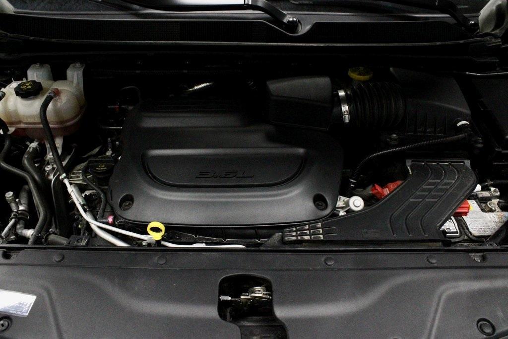 used 2022 Chrysler Pacifica car, priced at $21,957