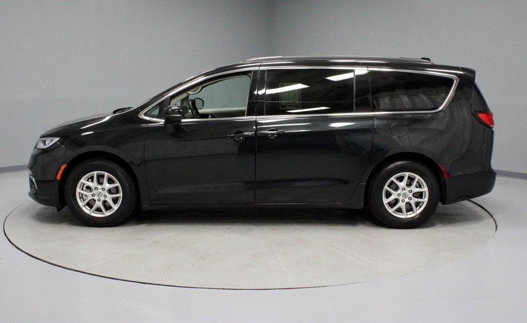 used 2022 Chrysler Pacifica car, priced at $21,957