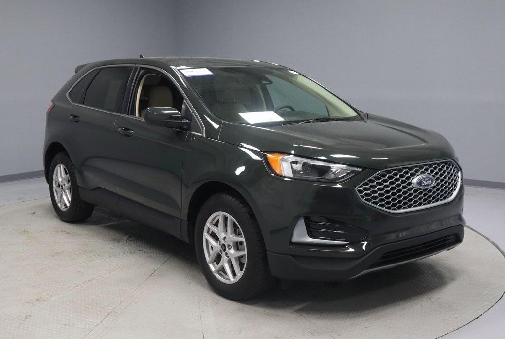 used 2024 Ford Edge car, priced at $28,845