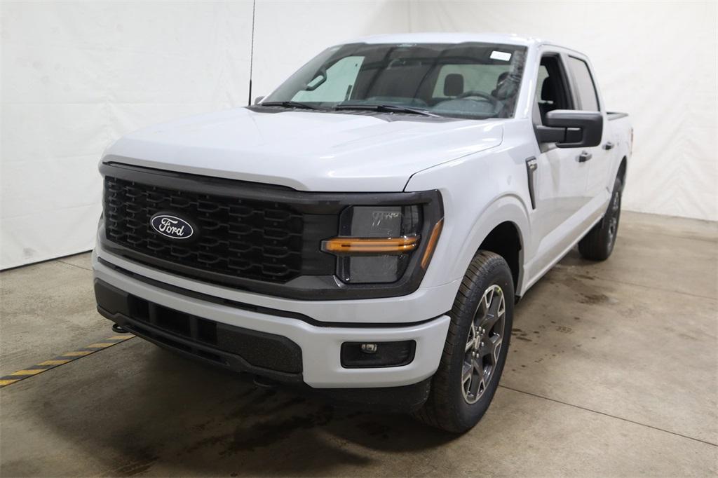 new 2025 Ford F-150 car, priced at $52,130